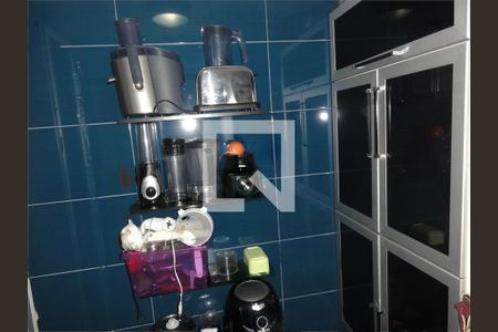 Casa à venda com 3 quartos, 180m² em Vila Irmaos Arnoni, São Paulo