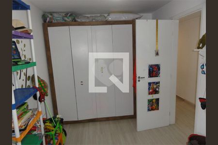 Casa à venda com 3 quartos, 180m² em Vila Irmaos Arnoni, São Paulo