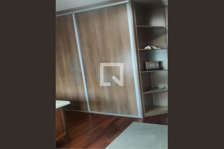 Casa à venda com 3 quartos, 193m² em Vila Mazzei, São Paulo