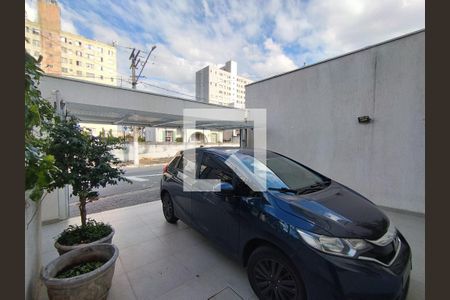 Garagem de casa à venda com 4 quartos, 290m² em Jardim da Saúde, São Paulo