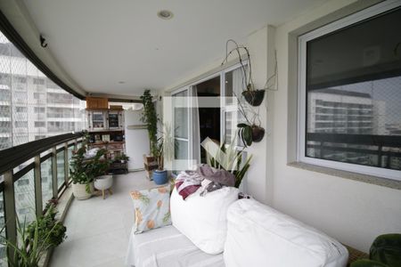 Varanda de apartamento à venda com 4 quartos, 150m² em Barra Olímpica, Rio de Janeiro