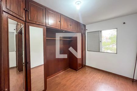 Quarto 1 de apartamento para alugar com 2 quartos, 63m² em Jardim Santa Emilia, São Paulo