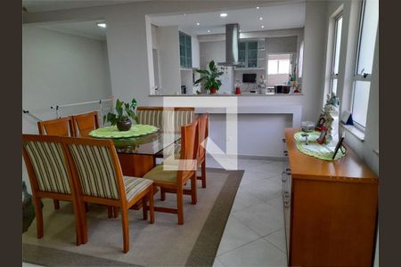 Casa à venda com 4 quartos, 320m² em Chora Menino, São Paulo