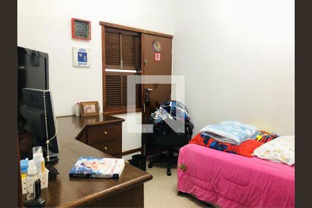 Casa à venda com 3 quartos, 159m² em Vila Irmaos Arnoni, São Paulo