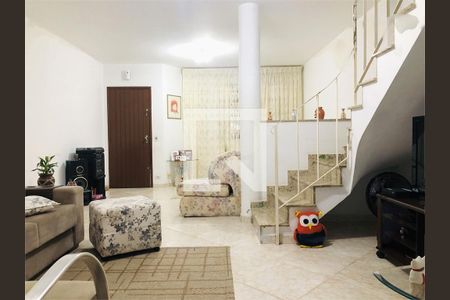 Casa à venda com 3 quartos, 159m² em Vila Irmaos Arnoni, São Paulo