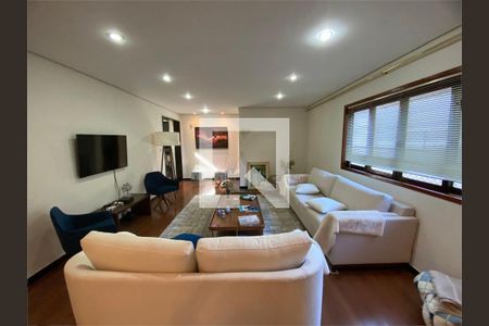 Casa à venda com 5 quartos, 380m² em Vila Albertina, São Paulo