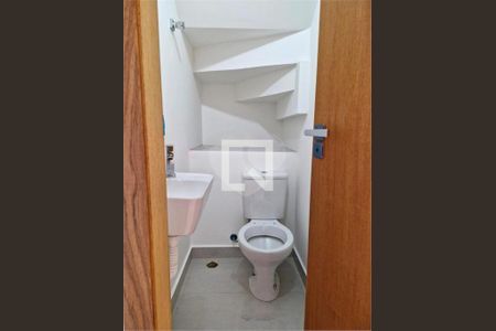 Casa à venda com 3 quartos, 110m² em Jardim Pirajussara, São Paulo