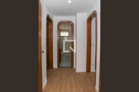Corredor de apartamento para alugar com 3 quartos, 167m² em Lapa, São Paulo