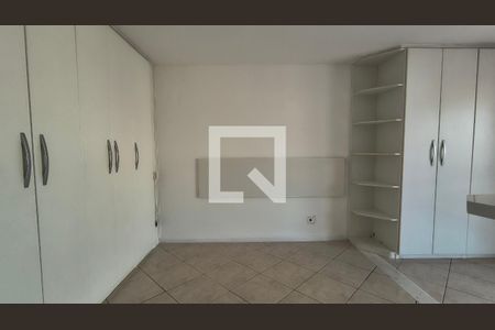 Suíte  de apartamento para alugar com 3 quartos, 380m² em Recreio dos Bandeirantes, Rio de Janeiro