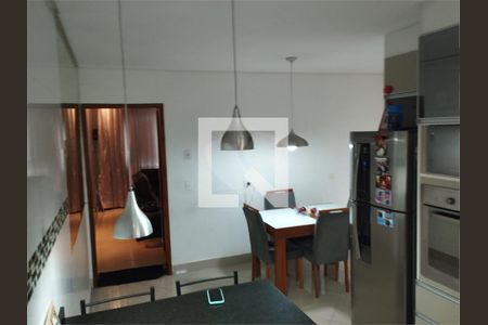 Casa à venda com 3 quartos, 100m² em Jardim Mangalot, São Paulo
