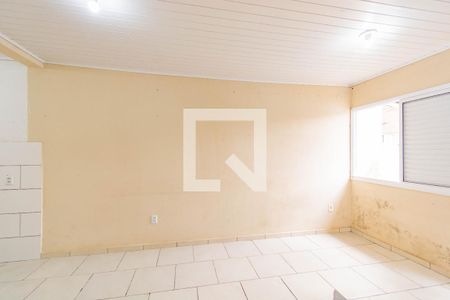 Casa para alugar com 2 quartos, 42m² em Guajuviras, Canoas