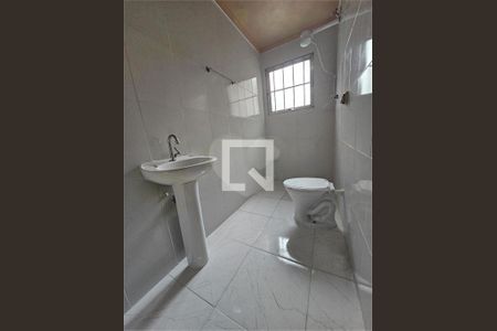 Casa à venda com 4 quartos, 170m² em Jardim Santa Cruz, São Paulo