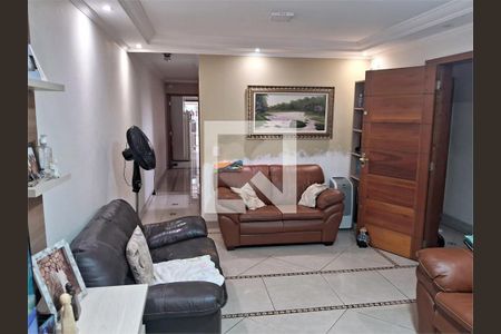 Casa à venda com 4 quartos, 151m² em Jardim São Jorge, São Paulo