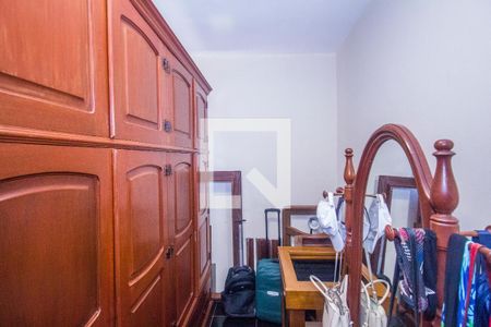 Quarto 1 de casa para alugar com 3 quartos, 360m² em Vila Valqueire, Rio de Janeiro