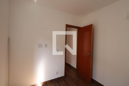 Quarto 1 de apartamento para alugar com 2 quartos, 50m² em Vila Aricanduva, São Paulo