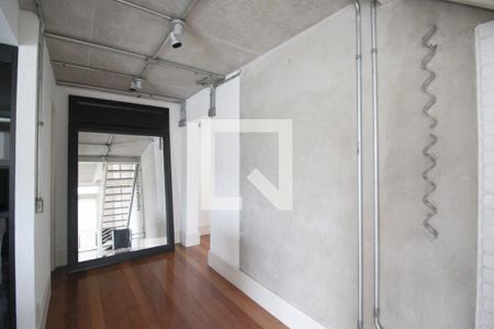 Corredor de apartamento para alugar com 1 quarto, 110m² em Itaim Bibi, São Paulo