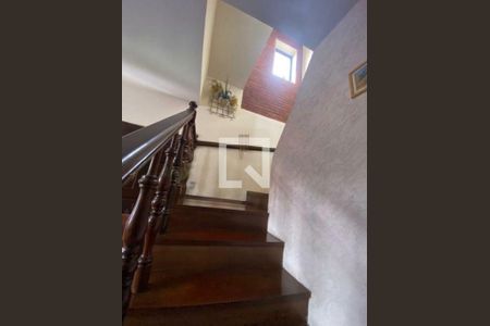 Casa à venda com 3 quartos, 180m² em Parque Ipe, São Paulo