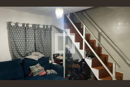 Sala de casa à venda com 3 quartos, 70m² em Santa Maria, Osasco