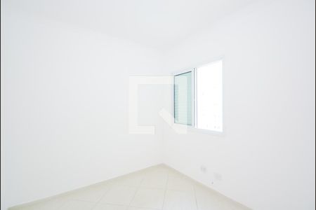 Quarto 1 de apartamento para alugar com 3 quartos, 75m² em Jardim Flor da Montanha, Guarulhos