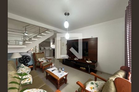 Sala de casa à venda com 3 quartos, 120m² em Igara, Canoas