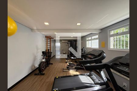 Sala de casa de condomínio à venda com 2 quartos, 100m² em Jardim Leonor Mendes de Barros, São Paulo