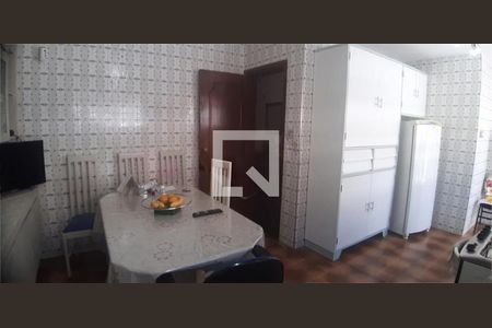 Casa à venda com 3 quartos, 366m² em Jardim Sao Bento, São Paulo