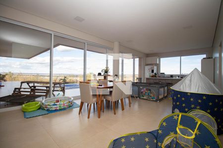 Sala de casa de condomínio para alugar com 3 quartos, 330m² em Sobradinho I, Brasília