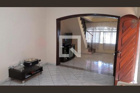 Casa à venda com 6 quartos, 200m² em Vila Medeiros, São Paulo