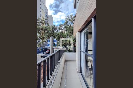 Varanda de kitnet/studio para alugar com 1 quarto, 32m² em Vila Mariana, São Paulo