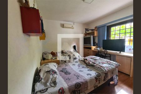 Casa à venda com 3 quartos, 236m² em Jaraguá, São Paulo