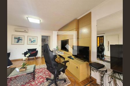 Casa à venda com 3 quartos, 236m² em Jaraguá, São Paulo