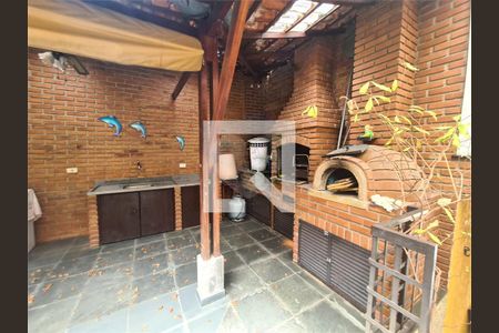 Casa à venda com 3 quartos, 236m² em Jaraguá, São Paulo