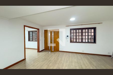 Sala de casa para alugar com 3 quartos, 230m² em Jardim Monte Azul, São Paulo