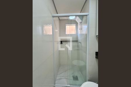 Banheiro de apartamento para alugar com 3 quartos, 54m² em Vila Marieta, Campinas