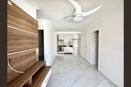 Sala de apartamento para alugar com 3 quartos, 54m² em Vila Marieta, Campinas