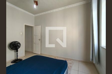 Quarto 1 de apartamento para alugar com 2 quartos, 47m² em Grajaú, Rio de Janeiro