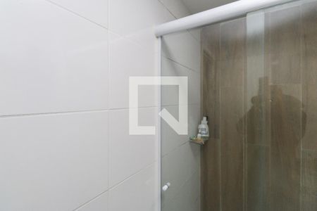 Banheiro de apartamento para alugar com 2 quartos, 43m² em Vila Gustavo, São Paulo