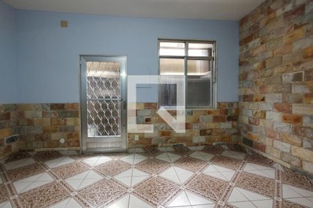 Sala de casa para alugar com 2 quartos, 158m² em Taquara, Rio de Janeiro
