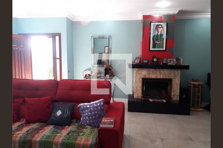 Casa à venda com 4 quartos, 300m² em Vila Santa Terezinha (Zona Norte), São Paulo