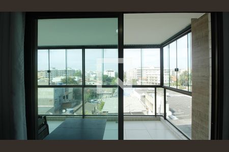 Apartamento para alugar com 2 quartos, 107m² em Vila Nova, Cabo Frio