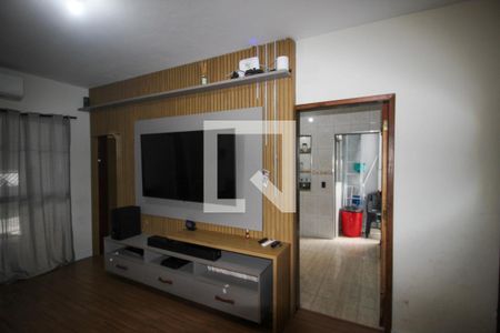 Casa para alugar com 3 quartos, 204m² em Jardim Santa Esmeralda, Sorocaba