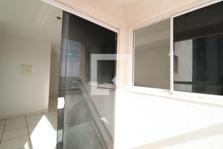 Sacada de apartamento para alugar com 2 quartos, 53m² em Minas Gerais, Uberlândia