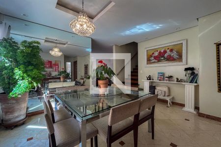 Sala de Jantar de casa à venda com 4 quartos, 320m² em Vila Brasilina, São Paulo