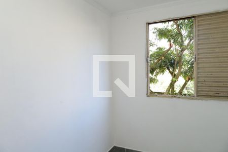 Quarto 1 de apartamento para alugar com 2 quartos, 40m² em Conjunto Habitacional Fazenda do Carmo, São Paulo