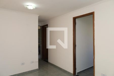 Sala de apartamento para alugar com 2 quartos, 40m² em Conjunto Habitacional Fazenda do Carmo, São Paulo