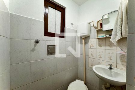 Banheiro de kitnet/studio para alugar com 1 quarto, 45m² em Glória, Rio de Janeiro