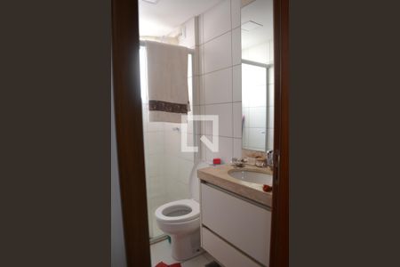 Banheiro da Suíte de apartamento para alugar com 2 quartos, 58m² em Jardim Atlântico, Goiânia