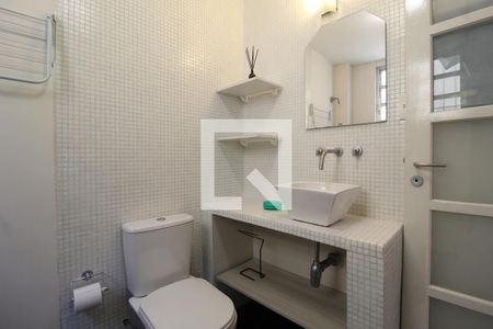 Banheiro de apartamento para alugar com 1 quarto, 43m² em Indianópolis, São Paulo