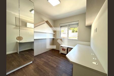 Suíte 1 de casa para alugar com 4 quartos, 289m² em Centro, Florianópolis