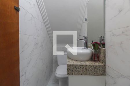 Casa à venda com 4 quartos, 400m² em Vila Primavera, São Paulo